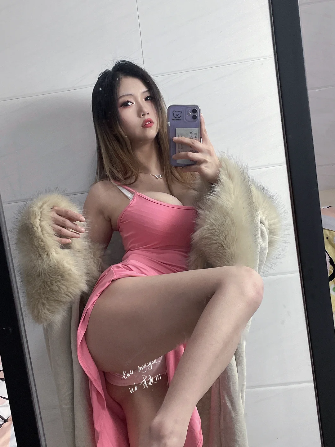 末夜787 - 自摄 粉色裙子 [23P,1V-166MB] tg@simisebaisi 【丝足阁】014.webp